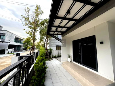 ขายบ้านเดี่ยว : ขายบ้าน  เซนโทร บางนา บางแก้ว บางพลี สมุทรปราการ CX-111537 ✅ ทักไลน์ @connexproperty ตอบทันที ทีมงานมืออาชีพ ✅