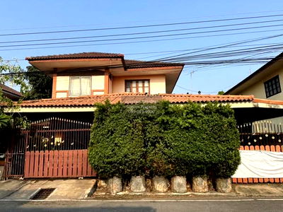 Houses for sale Thanyarat School : For Sale House , Baan Porthisan 8 , wide frontage , Khlong Chet , khlong Luang , Pathum Thani , CX-119447 ✅ Live chat with us ADD LINE @connexproperty ✅