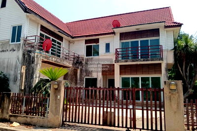 Houses for sale Lat Krabang : For Sale House , Caribian Home , Lam Pla Thiw , Lat Krabang , Bangkok , CX-106668 ✅ Live chat with us ADD LINE @connexproperty ✅