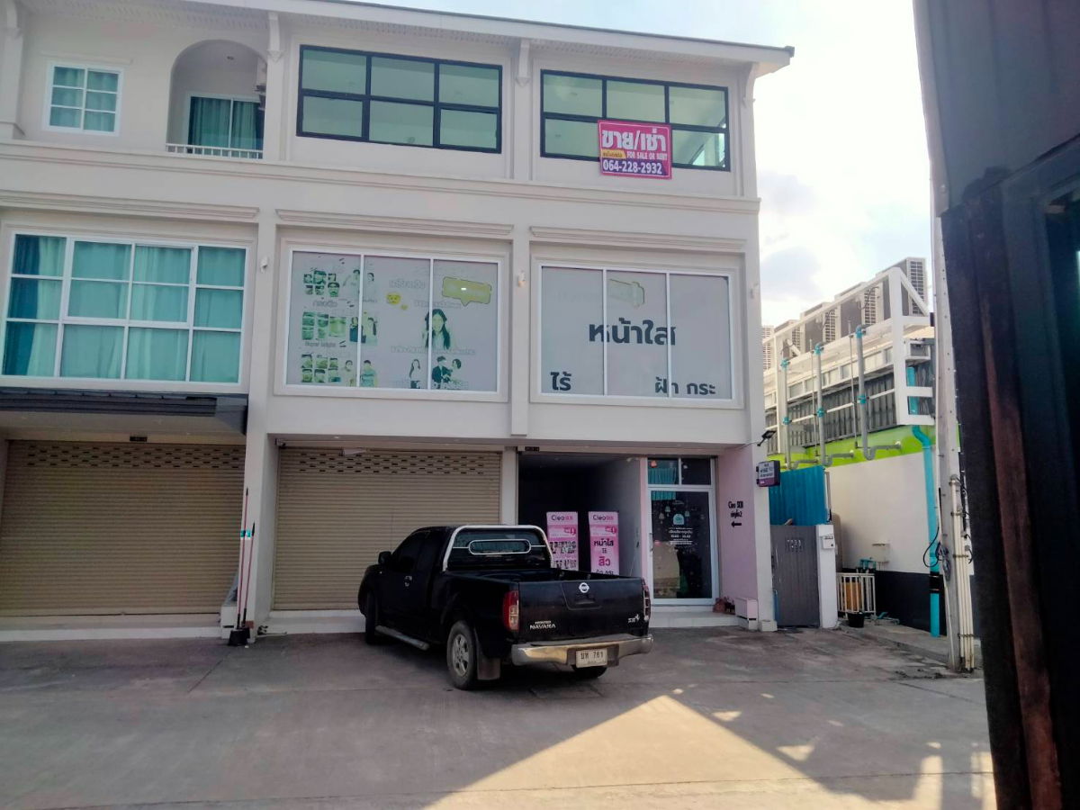 รูป ขายตึกแถว 2 คูหา ทำเลดี  เดินทางสะดวกสบาย - รูปที่ 1/1