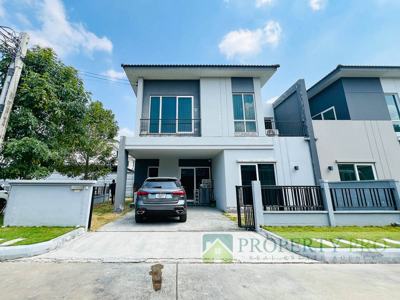 บ้านแฝดให้เช่า : ให้เช่า บ้าน Grande Pleno ศาลายา บรมราชชนนี บ้านแฝด 3 ห้องนอน 50 ตรว 148 ตรม หลังมุม มีพื้นที่กว้าง เฟอร์นิเจอร์ เครื่องใช้ไฟฟ้าครบ : EL26R-004