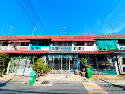 Townhouses for sale : For Sale Townhouse/Townhome  , Baan Prapin 3 , MRT-Talad Bang Yai , Bang Mae Nang , Bang Yai , Nonthaburi , CX-117787 ✅ Live chat with us ADD LINE @connexproperty ✅