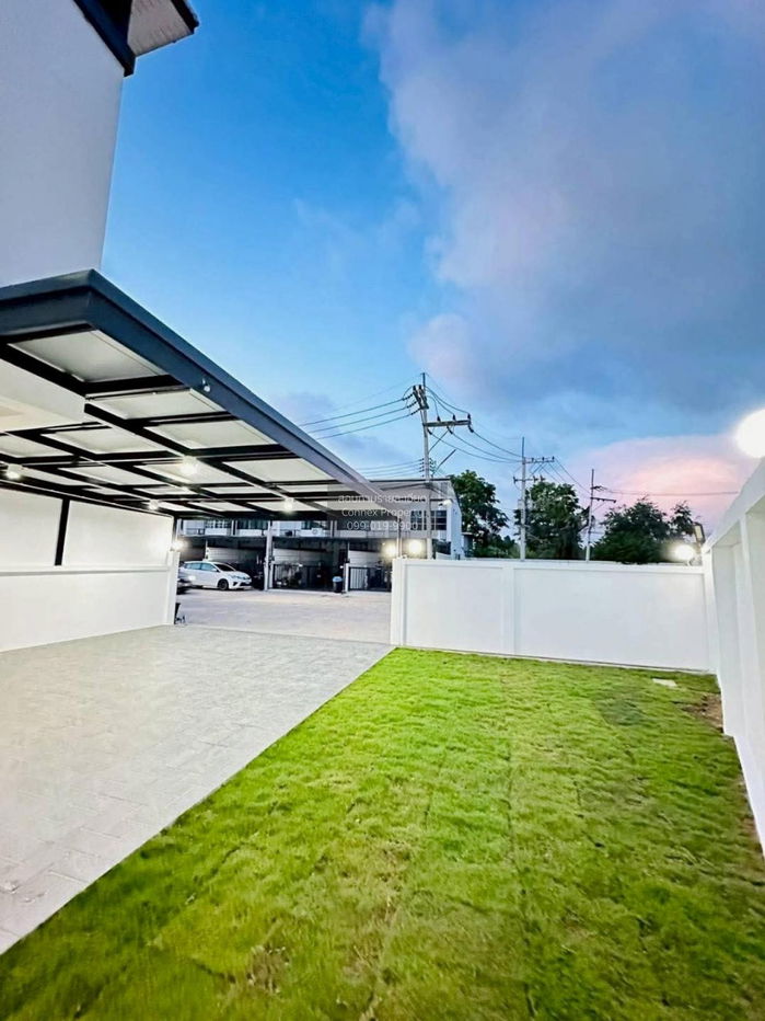 รูป ขายทาวน์เฮ้าส์/ทาวน์โฮม  รัตนากร วิลเลจ 18 หนองปรือ บางละมุง ชลบุรี CX-120117 ✅ ทักไลน์ @connexproperty ตอบทันที ทีมงานมืออาชีพ ✅ - รูปที่ 3/12