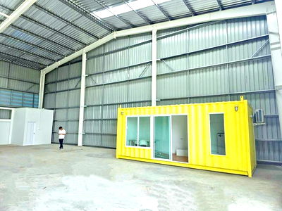 โรงงานให้เช่า : ตลาดไอยรา 2กม. แยกคลองสี่ 1กม.โกดังใหม่ ใกล้มอเตอร์เวย์ สุวรรณภูมิ 200ม คลองหลวง 300ตร.ม