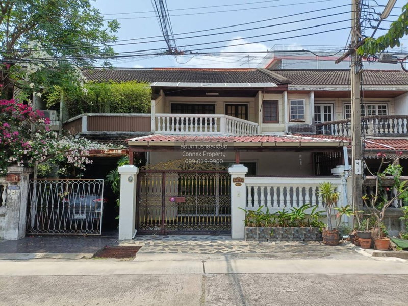 ขายบ้านเดี่ยว : ขายบ้าน  ราชาวิลล่า หน้ากว้าง MRT-ลาดพร้าว 71 (สายสีเหลือง) สะพานสอง เขต วังทองหลาง กรุงเทพ CX-118426 ✅ ทักไลน์ @connexproperty ตอบทันที ทีมงานมืออาชีพ ✅