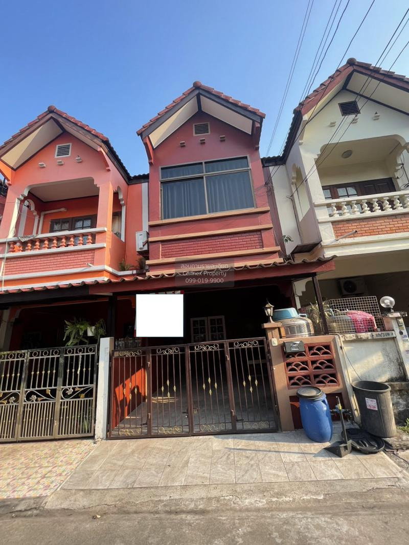 Townhouses for sale : Townhouse for sale, Lert Ubon Village, Watcharaphon, fully renovated, newly decorated, ready to move in ✅ Live chat with us ADD LINE @connexproperty ✅