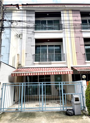 ทาวน์โฮมให้เช่า : เช่าทาวน์เฮ้าส์/ทาวน์โฮม  บ้านกลางเมือง ลาดพร้าว 87 MRT-มหาดไทย (สายสีเหลือง) คลองเจ้าคุณสิงห์ เขต วังทองหลาง กรุงเทพ CX-142215 ✅ ทักไลน์ @connexproperty ตอบทันที ทีมงานมืออาชีพ ✅