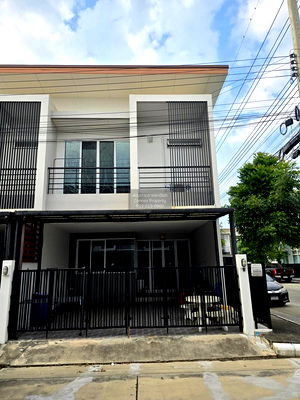 ทาวน์โฮม เขตบางแค : ขายทาวน์เฮ้าส์/ทาวน์โฮม  เดอะ มิราเคิล เพชรเกษม 63 โครงการ 3 MRT-หลักสอง หลักสอง เขต บางแค กรุงเทพ CX-126524 ✅ ทักไลน์ @connexproperty ตอบทันที ทีมงานมืออาชีพ ✅