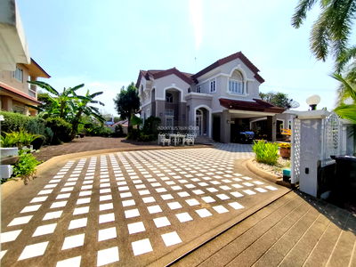 Houses for sale : For Sale House , Chonlada Bang Bua Thong , wide frontage , Sano Loi , Bang Bua Thong , Nonthaburi , CX-144760 ✅ Live chat with us ADD LINE @connexproperty ✅
