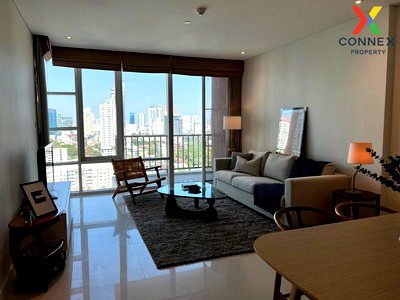 Condos for rent : 🔥🔥🔥 FOR RENT condo , Fullerton Sukhumvit , high floor , BTS-Ekkamai , Khlong Tan Nuea , Watthana , Bangkok , CX-00251 ✅ Live chat with us ADD LINE @connexproperty ✅ 🔥🔥🔥
