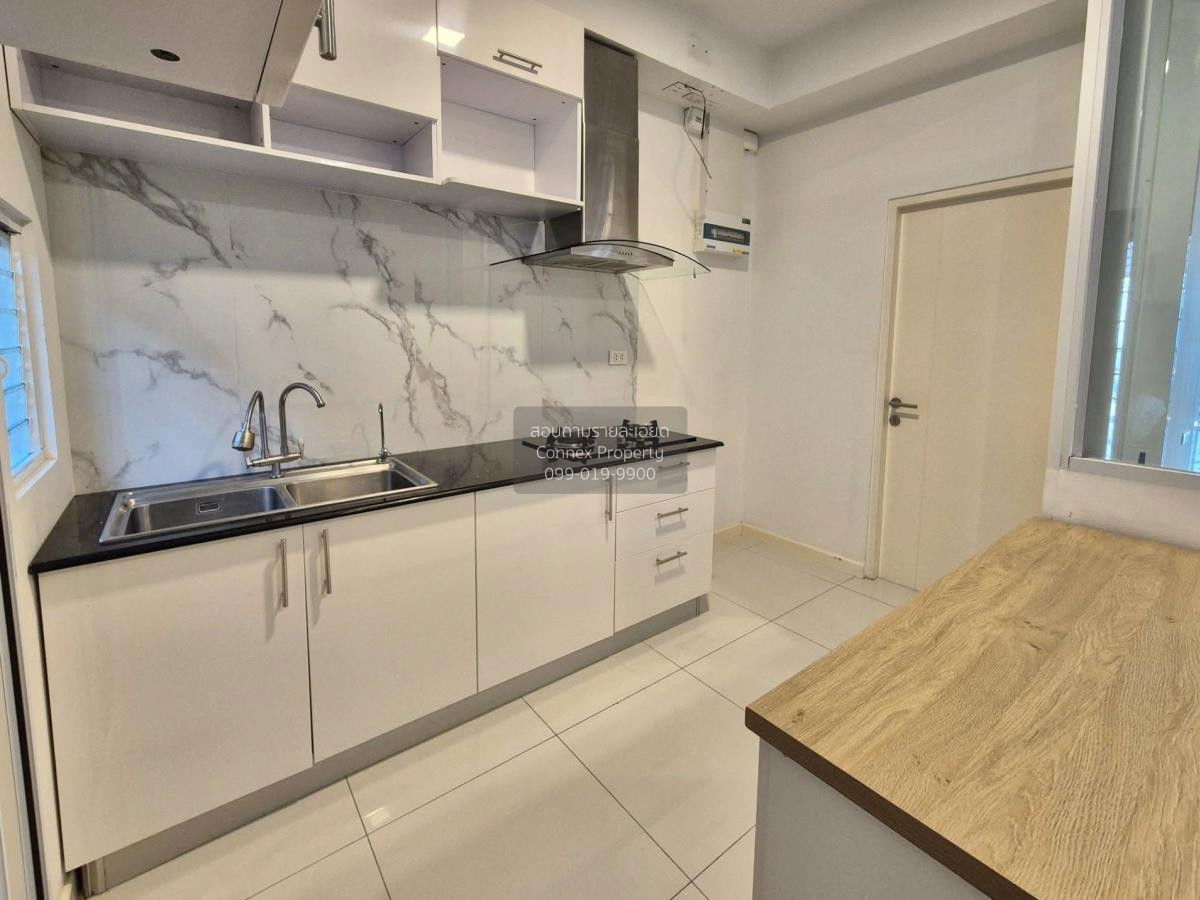 รูป ขายทาวน์เฮ้าส์/ทาวน์โฮม อินดี้ 2 บางนา-รามคำแหง 2 MRT-ศรีอุดม (สายสีเหลือง) ดอกไม้ เขต ประเวศ กรุงเทพ CX-114855 ✅ ทักไลน์ @connexproperty ตอบทันที ทีมงานมืออาชีพ ✅ - รูปที่ 9/12