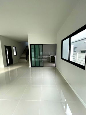 Houses for sale Lat Krabang : For Sale House , Grand Britania Rama 9-Krungthep Kreetha , Khlong Song Ton Noon , Lat Krabang , Bangkok , CX-86713 ✅ Live chat with us ADD LINE @connexproperty ✅