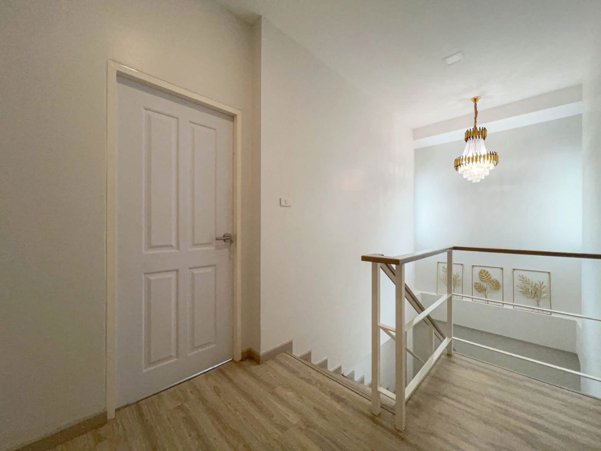 รูป บ้านเดี่ยว2ชั้น บิ้วอินทั้งหลัง เมืองพัทยา - รูปที่ 17/20