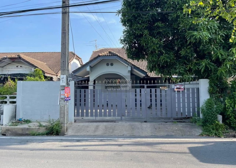 Houses for sale : For Sale House , Baan Buathong Kheha , wide frontage , Bang Bua Thong , Bang Bua Thong , Nonthaburi , CX-143287 ✅ Live chat with us ADD LINE @connexproperty ✅