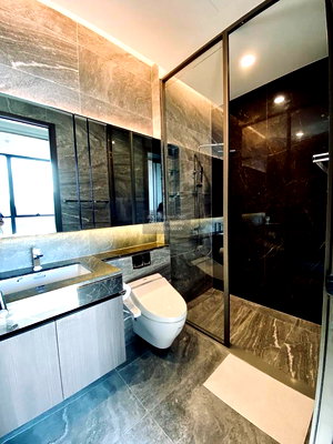 Condos for rent Sukumvit 36 : FOR RENT condo , The Esse Sukhumvit 36 , nice view , high floor , BTS-Thong Lo , Phra Khanong , Khlong Toei , Bangkok , CX-54658 ✅ Live chat with us ADD LINE @connexproperty ✅