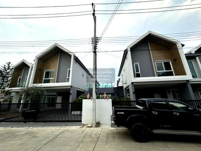 Houses for sale Premruethai School  : For Sale House , Baan Fah Piyarom Nordern Lamlukka Klong 6  , Bueng Kham Phoi , Lam Luk Ka , Pathum Thani , CX-118221 ✅ Live chat with us ADD LINE @connexproperty ✅