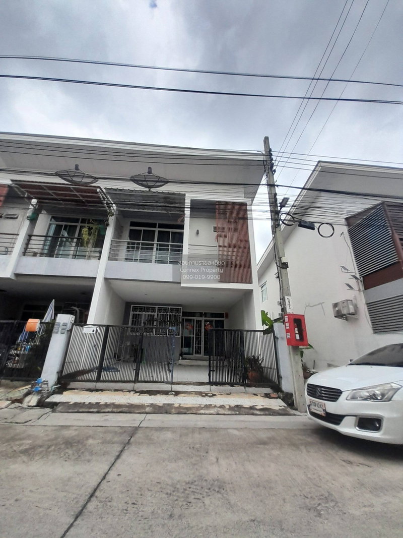 Townhouses for sale : For Sale Townhouse/Townhome  , The Miracle Sathorn - Kallapapruek , Bang Khae , Bang Khae , Bangkok , CX-141880 ✅ Live chat with us ADD LINE @connexproperty ✅