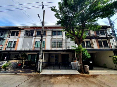 ทาวน์โฮม เขตลาดพร้าว : ขายทาวน์เฮ้าส์/ทาวน์โฮม  อารียา โมวา เกษตร - นวมินทร์ BTS-กรมป่าไม้ จรเข้บัว เขต ลาดพร้าว กรุงเทพ CX-126997 ✅ ทักไลน์ @connexproperty ตอบทันที ทีมงานมืออาชีพ ✅