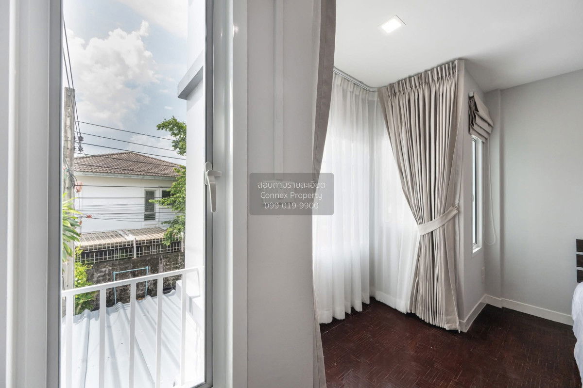 รูป ขายทาวน์เฮาส์หมู่บ้านเฟิสท์โฮม ร่วมมิตรพัฒนา วัชรพล 2 ชั้น หน้ากว้าง รีโนเวทใหม่ ท่าแร้ง เขต บางเขน กรุงเทพ CX-143365 ✅ ทักไลน์ @connexproperty ตอบทันที ทีมงานมืออาชีพ ✅ - รูปที่ 10/12