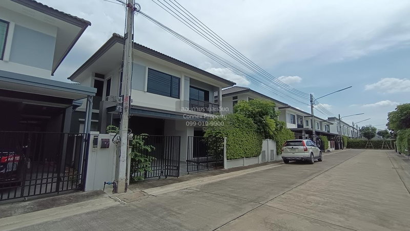 Houses for sale : For Sale House , Britania Khukhot Station , BTS-Khu Khot , Khu Khot , Lam Luk Ka , Pathum Thani , CX-121927 ✅ Live chat with us ADD LINE @connexproperty ✅