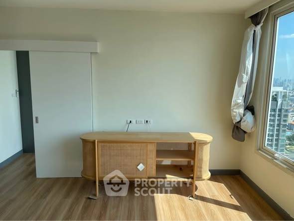 รูป คอนโด 3-ห้องนอน ที่ ดิ เอ็มไพร์ เพลส ใกล้ BTS เซนต์หลุยส์ (ID 2643620) - รูปที่ 3/10