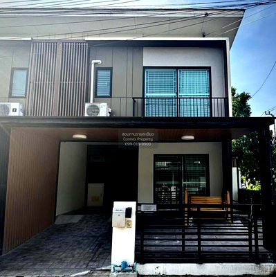 ขายทาวน์โฮม : ขายทาวน์เฮ้าส์/ทาวน์โฮม  เดอะ คอนเนค อ่อนนุช-วงแหวน 34 ห้องมุม ดอกไม้ เขต ประเวศ กรุงเทพ CX-118168 ✅ ทักไลน์ @connexproperty ตอบทันที ทีมงานมืออาชีพ ✅