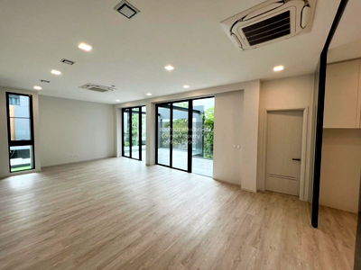 บ้านเดี่ยวให้เช่า : เช่าบ้าน  วีเว่ กรุงเทพกรีฑา ทับช้าง เขต สะพานสูง กรุงเทพ CX-106413 ✅ ทักไลน์ @connexproperty ตอบทันที ทีมงานมืออาชีพ ✅