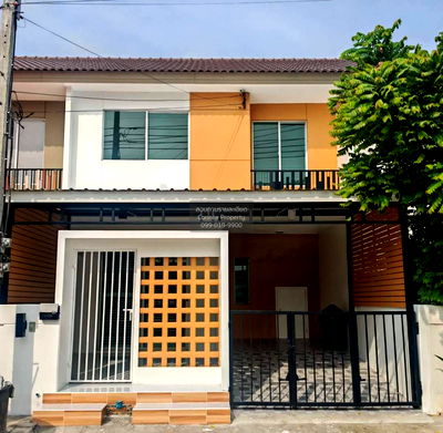Townhouses for sale Samut Prakarn : For Sale Townhouse/Townhome  , Baan Pruksa 104 Sukhumvit - Praksa , wide frontage , newly renovated , Phraek Sa , Mueang Samut Prakan , Samut Prakarn , CX-116523 ✅ Live chat with us ADD LINE @connexproperty ✅