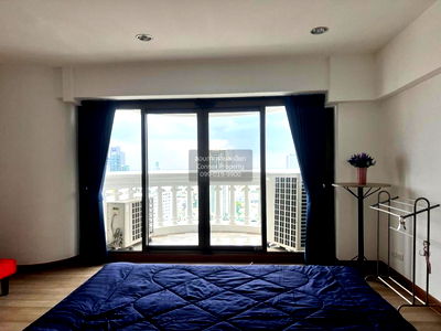 Condos for rent : 🔥🔥🔥 For Rent Condo , State Tower , BTS-Saphan Taksin , Silom , Bang Rak , Bangkok , CX-94392 ✅ Live chat with us ADD LINE @connexproperty ✅ 🔥🔥🔥
