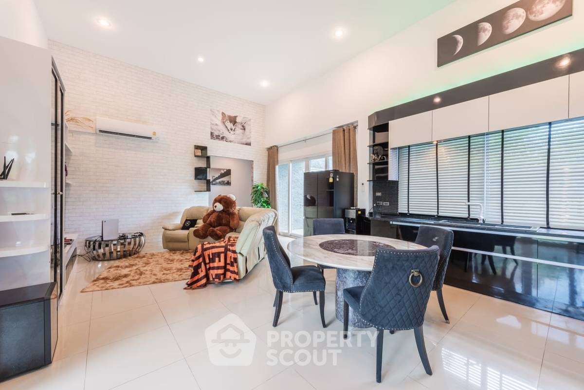 รูป วิลล่า 4-ห้องนอน ที่ เมาน์เท่น วิลเลจ 1 ใกล้ เมืองพัทยา (ID 2645092) - รูปที่ 13/47