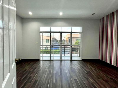 Townhouses for sale วิทยาลัยดุสิตธานี : For Sale Townhouse/Townhome  , PRUKSATOWN PRIVET Onnut - SRINAKARIN , Prawet , Prawet , Bangkok , CX-114190 ✅ Live chat with us ADD LINE @connexproperty ✅