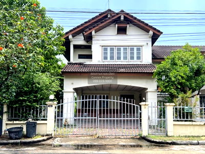 Houses for sale Thonburi Vocational College : For Sale House , Duliya Taling Chan , wide frontage , Bang Ramat , Taling Chan , Bangkok , CX-136257 ✅ Live chat with us ADD LINE @connexproperty ✅