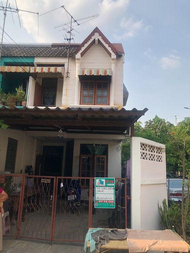 ขายทาวน์โฮม 2 ห้องนอน 29 ตร.ว. บ้านอยู่เจริญ พหลโยธิน 50