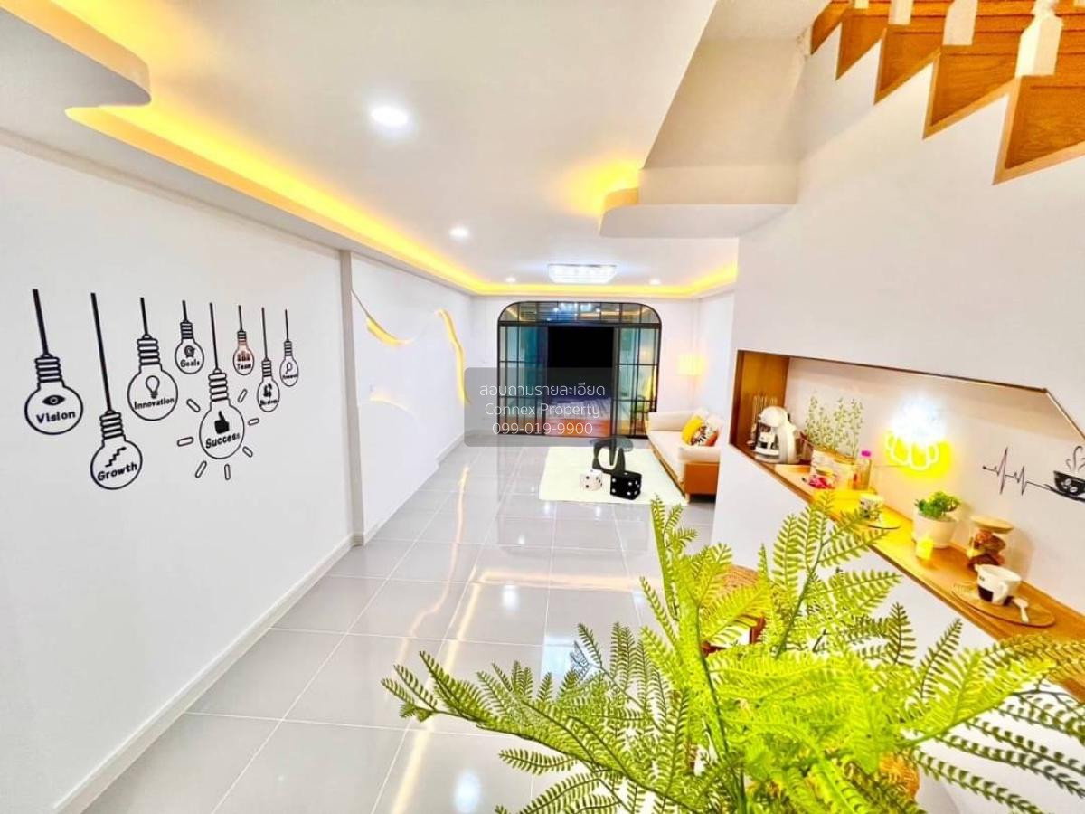 รูป ขายทาวน์เฮ้าส์/ทาวน์โฮม บ้านรุ่งกานต์ 2 รีโนเวทใหม่ ทวีวัฒนา ไทรน้อย นนทบุรี CX-102810 ✅ ทักไลน์ @connexproperty ตอบทันที ทีมงานมืออาชีพ ✅ - รูปที่ 6/9