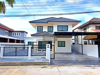 Houses for sale Nakhon Pathom : For Sale House , Phatchara Ville 2 , wide frontage , newly renovated , Krathum Lom , Sam Phran , Nakhon Pathom , CX-133796 ✅ Live chat with us ADD LINE @connexproperty ✅