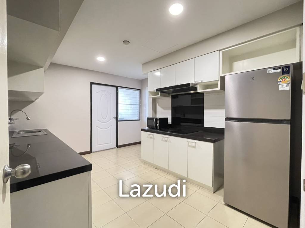 รูป 236 sqm 4-Bed Condo on 18th Floor in Khlong Tan Nuea, Bangkok - รูปที่ 6/20