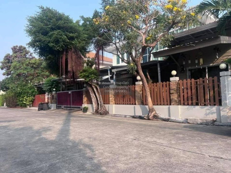 Houses for sale : For Sale House , Pruksa Village 6 Rama 2-Bang Khun Thian Chai Talay , Phanthai Norasing , Mueang Samut Sakhon , Samut Sakhon , CX-125417 ✅ Live chat with us ADD LINE @connexproperty ✅