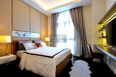 Houses for sale Watthana : For Sale House , The Boulevard Ekkamai , Khlong Tan Nuea , Watthana , Bangkok , CX-103767 ✅ Live chat with us ADD LINE @connexproperty ✅