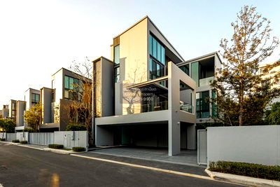 ขายบ้านเดี่ยว : ขายบ้าน  วีเว่ กรุงเทพกรีฑา ทับช้าง เขต สะพานสูง กรุงเทพ CX-118544 ✅ ทักไลน์ @connexproperty ตอบทันที ทีมงานมืออาชีพ ✅