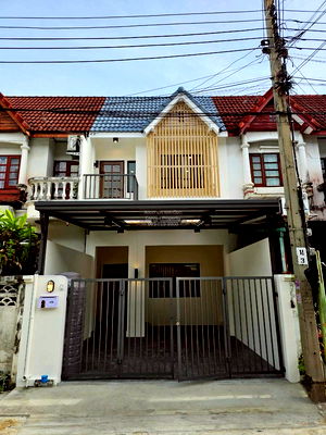 ทาวน์โฮม นนทบุรี : ขายทาวน์เฮ้าส์/ทาวน์โฮม  ทรัพย์วัฒนะ รีโนเวทใหม่ บางพูด ปากเกร็ด นนทบุรี CX-128240 ✅ ทักไลน์ @connexproperty ตอบทันที ทีมงานมืออาชีพ ✅