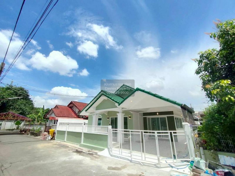 ขายบ้านเดี่ยว : ขายบ้าน  เอกลดา รีโนเวทใหม่ บางรักพัฒนา บางบัวทอง นนทบุรี CX-123085 ✅ ทักไลน์ @connexproperty ตอบทันที ทีมงานมืออาชีพ ✅