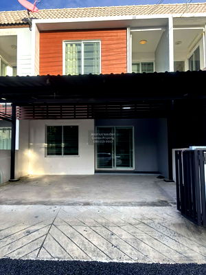 Townhouses for rent : For Rent Townhouse/Townhome  , THE COLORS LEISURE BANGNA KM.8 , Bang Phli Yai , Bang Phli , Samut Prakarn , CX-139966 ✅ Live chat with us ADD LINE @connexproperty ✅