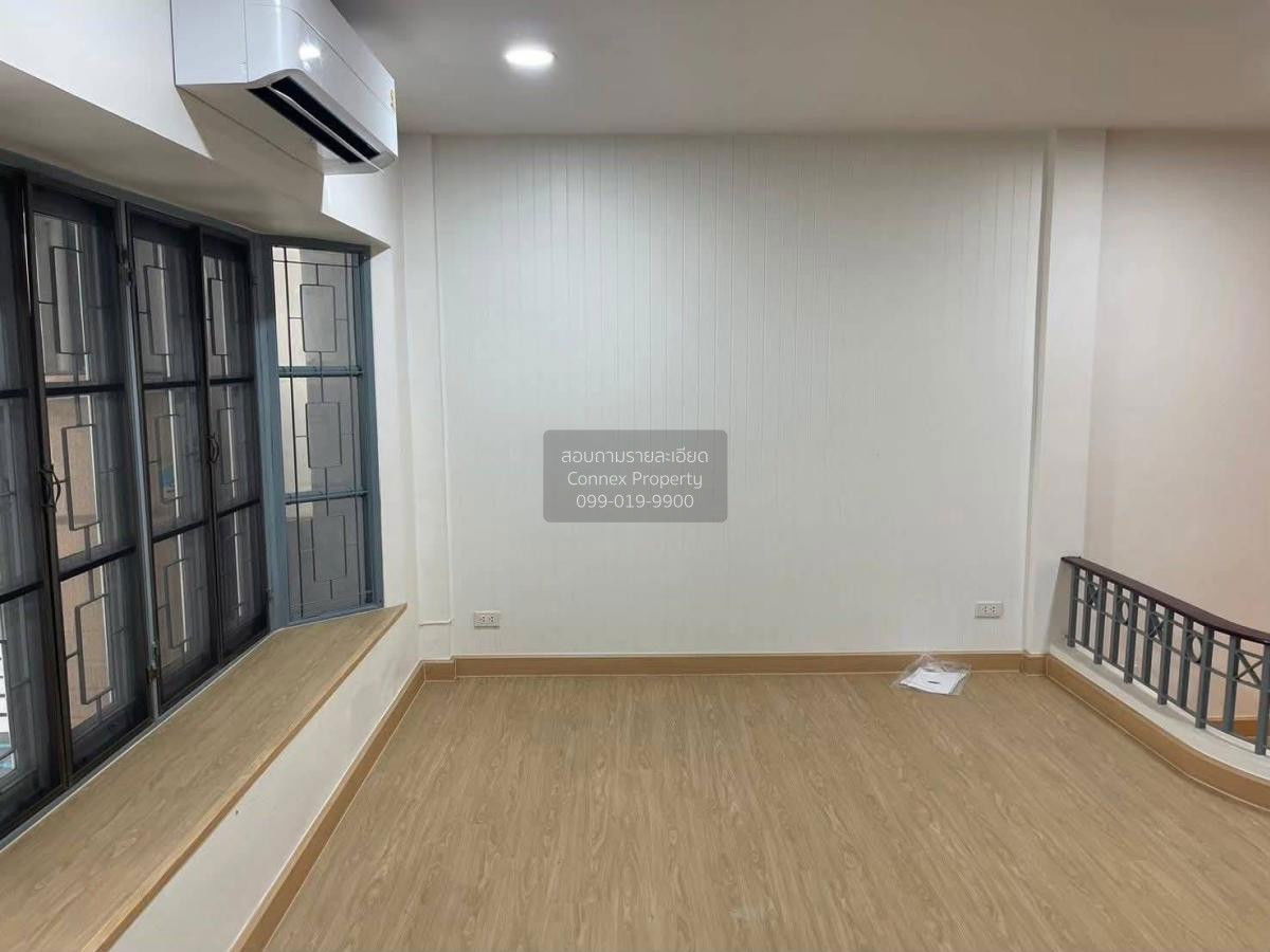 รูป เช่าทาวน์เฮ้าส์/ทาวน์โฮม  พาร์ค แกลเลอรี่ ศรีนครินทร์ หน้ากว้าง บางปลา บางพลี สมุทรปราการ CX-124871 ✅ ทักไลน์ @connexproperty ตอบทันที ทีมงานมืออาชีพ ✅ - รูปที่ 3/12