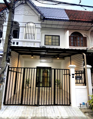 Townhouses for sale วิทยาลัยบริหารธุรกิจและการท่องเที่ยวกรุงเทพ : For Sale 2-storey townhouse, Khubon 27, Soi 52 , Tha Raeng , Bang Khen , Bangkok , CX-137750 ✅ Live chat with us ADD LINE @connexproperty ✅