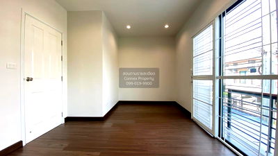 Townhouses for sale Central Plaza Westgate : For Sale Townhouse/Townhome  , The Gallery & Nature Trend Rattanathibet-Ratchapruek , corner unit , newly renovated , BTS-Talat Phlu , Bang Len , Bang Yai , Nonthaburi , CX-98122 ✅ Live chat with us ADD LINE @connexproperty ✅