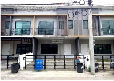 Townhouses for sale Thanon Chaloem Phra Kiat Ratchakan Thi 9 : FOR SALE Townhouse/Townhome  , THE CONNECT , Prawet , Prawet , Bangkok , CX-81524 ✅ Live chat with us ADD LINE @connexproperty ✅
