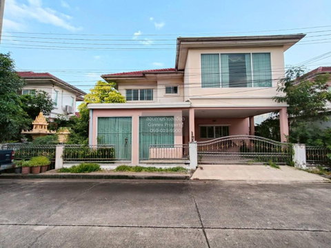 For Sale House , Baan Varapirom Lumlukka-Klong 3 , wide frontage , Lat Sawai , Lam Luk Ka , Pathum Thani , CX-99513 ✅ Live chat with us ADD LINE @connexproperty ✅