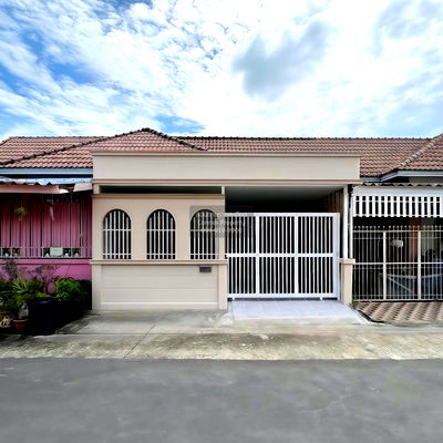 ทาวน์โฮม สมุทรสาคร : ขายทาวน์เฮ้าส์/ทาวน์โฮม  นิราวิลล์ เอกชัย - โพธิ์แจ้ บางน้ำจืด เมืองสมุทรสาคร สมุทรสาคร CX-136617 ✅ ทักไลน์ @connexproperty ตอบทันที ทีมงานมืออาชีพ ✅