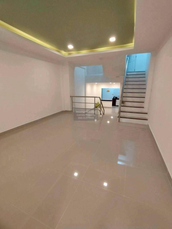 รูป ขายทาวน์เฮ้าส์/ทาวน์โฮม เกล้ารัตนา - ธนกาญจน์ รีโนเวทใหม่ MRT-สามแยกบางใหญ่ เสาธงหิน บางใหญ่ นนทบุรี CX-135058 ✅ ทักไลน์ @connexproperty ตอบทันที ทีมงานมืออาชีพ ✅ - รูปที่ 4/12