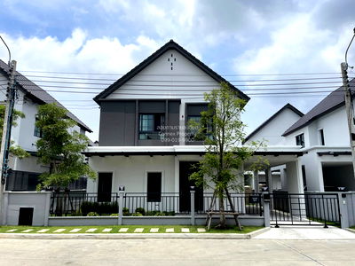 Houses for rent Bang Pu Industrial Estate (North) : For Rent House , Centro Bangna , Bang Kaeo , Bang Phli , Samut Prakarn , CX-142554 ✅ Live chat with us ADD LINE @connexproperty ✅